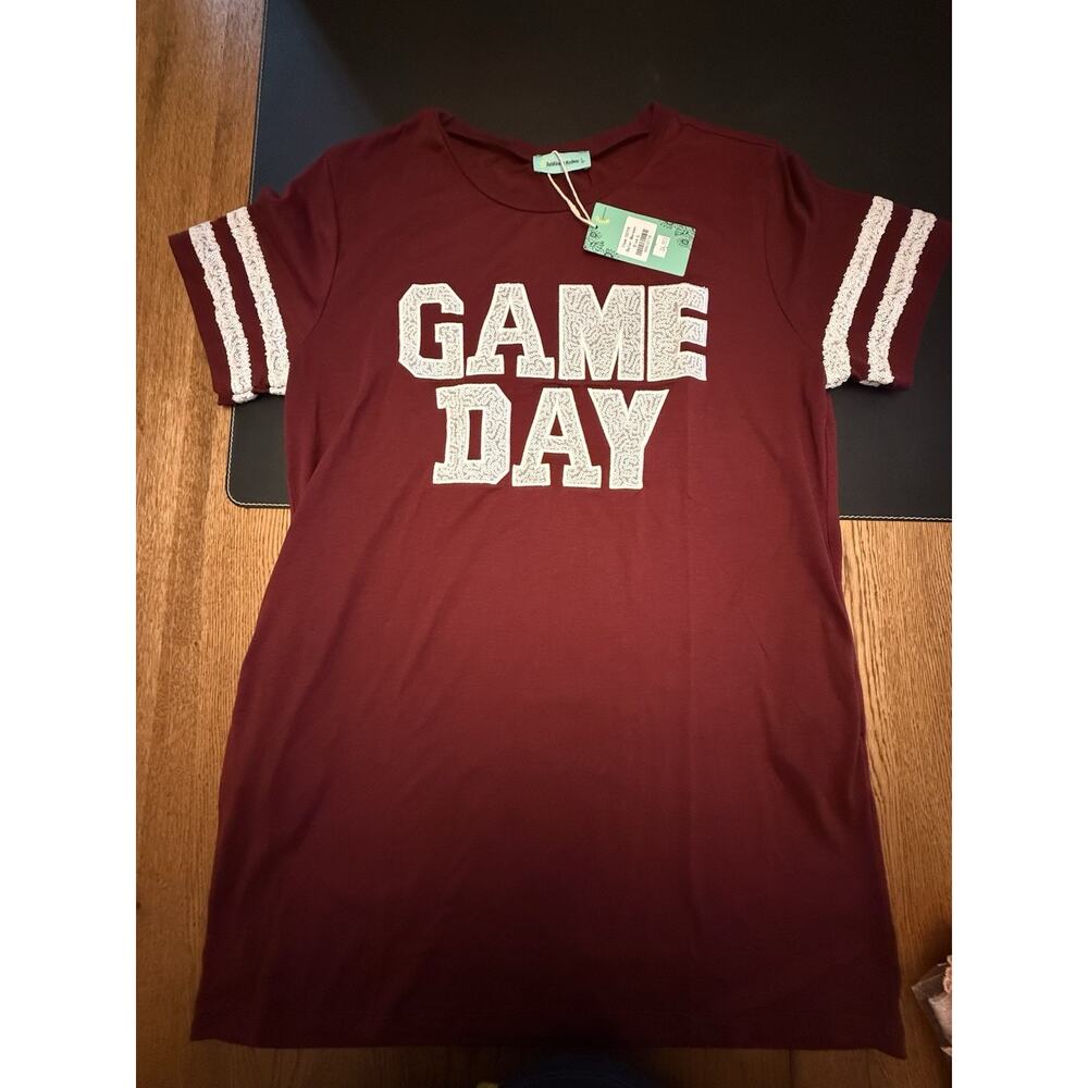 Sunshine & Rodeos Maroon Sequin Game Day T-Shirt Striped Sleeves L